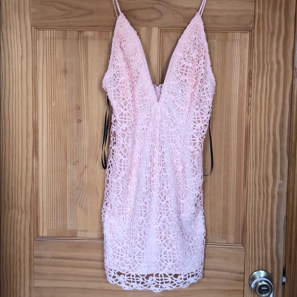 Forever 21 Dresses & Skirts - Light pink dress